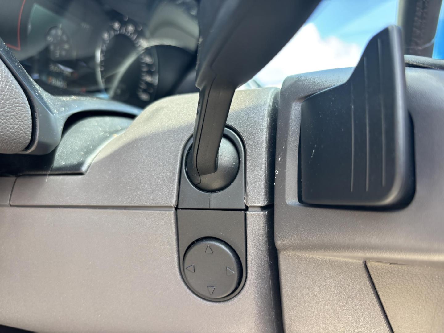 2017 BLUE Lincoln MKZ Select FWD (3LN6L5C98HR) with an 2.0L L4 DOHC 16V engine, 6A transmission, located at 11170 Summerlin Square Dr., Fort Myers Beach, FL, 33931, (239) 999-7777, 26.493546, -81.941628 - Photo#20