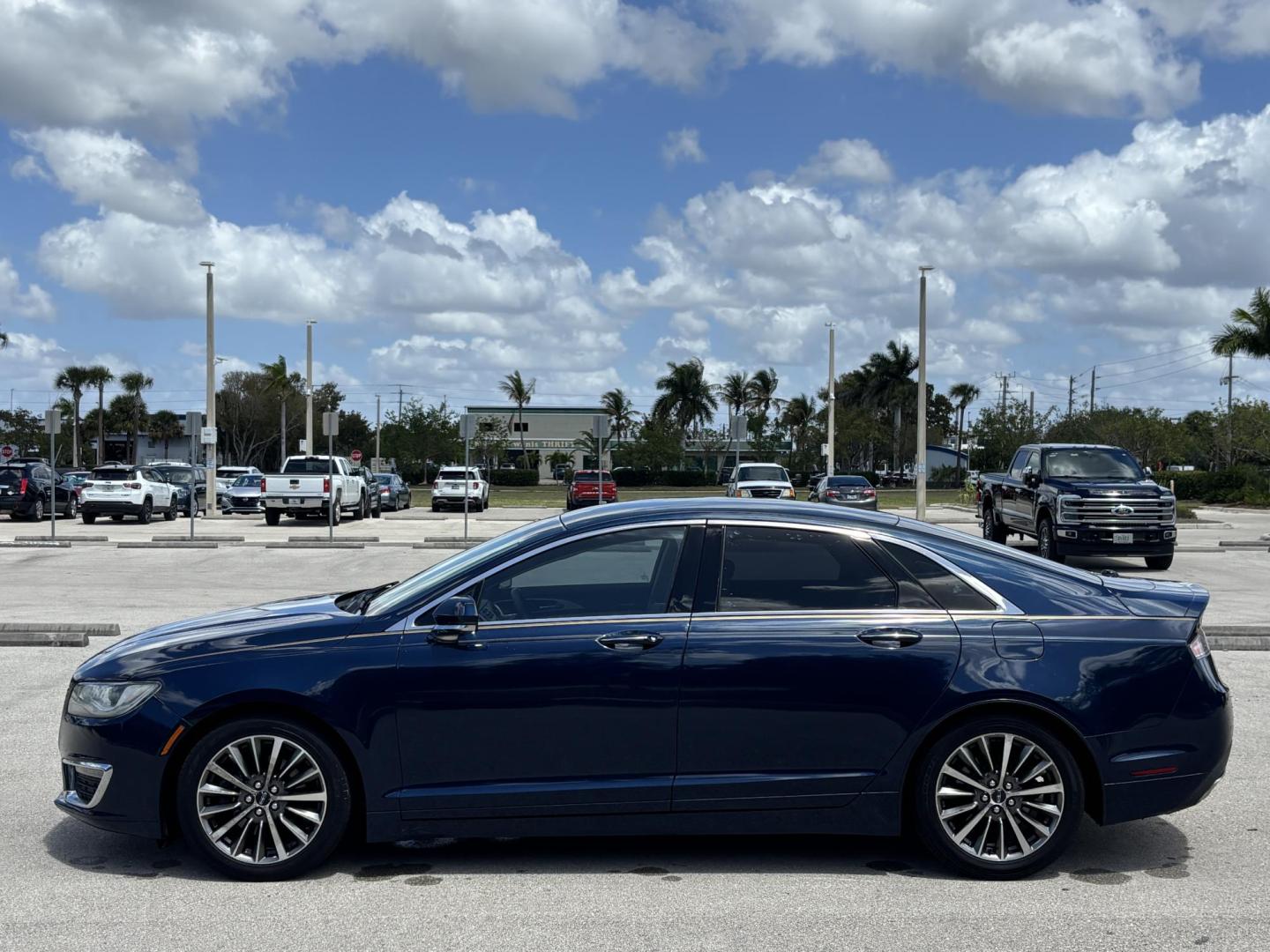 2017 BLUE Lincoln MKZ Select FWD (3LN6L5C98HR) with an 2.0L L4 DOHC 16V engine, 6A transmission, located at 11170 Summerlin Square Dr., Fort Myers Beach, FL, 33931, (239) 999-7777, 26.493546, -81.941628 - Photo#8