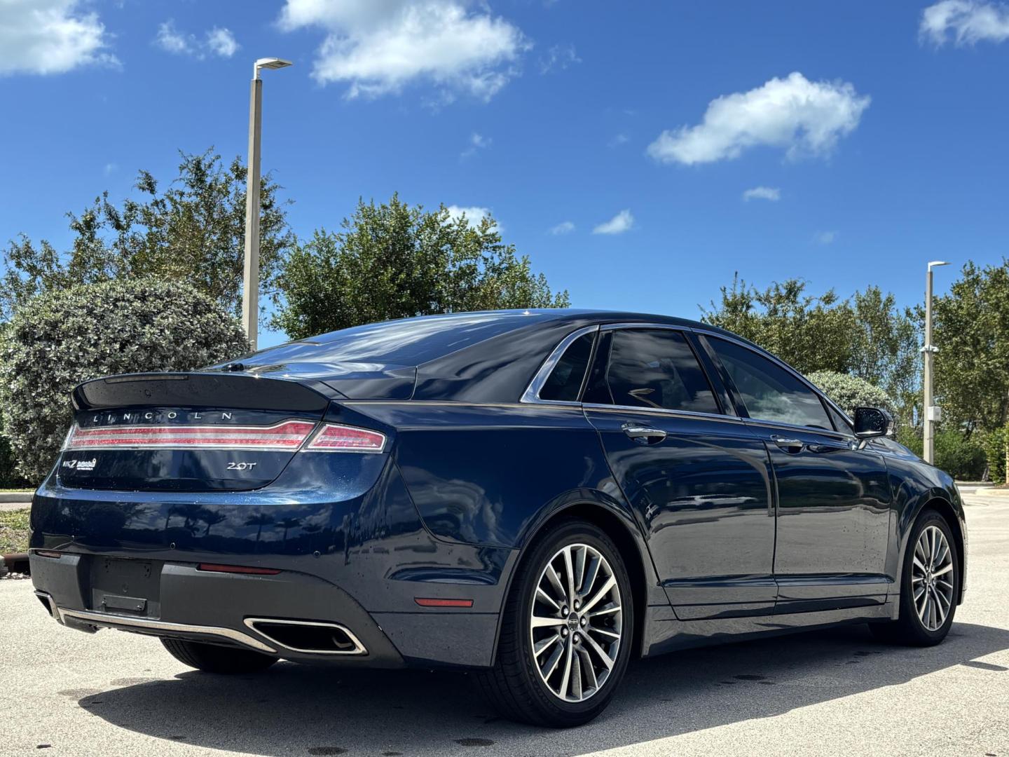 2017 BLUE Lincoln MKZ Select FWD (3LN6L5C98HR) with an 2.0L L4 DOHC 16V engine, 6A transmission, located at 11170 Summerlin Square Dr., Fort Myers Beach, FL, 33931, (239) 999-7777, 26.493546, -81.941628 - Photo#7