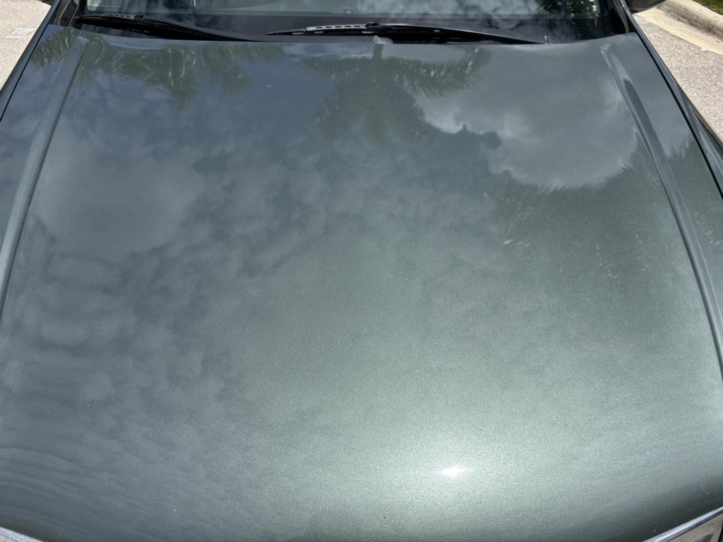 2009 GREEN Honda Accord EX-L Sedan AT (1HGCP26899A) with an 2.4L L4 DOHC 16V engine, 5-Speed Automatic transmission, located at 11170 Summerlin Square Dr., Fort Myers Beach, FL, 33931, (239) 999-7777, 26.493546, -81.941628 - Photo#27