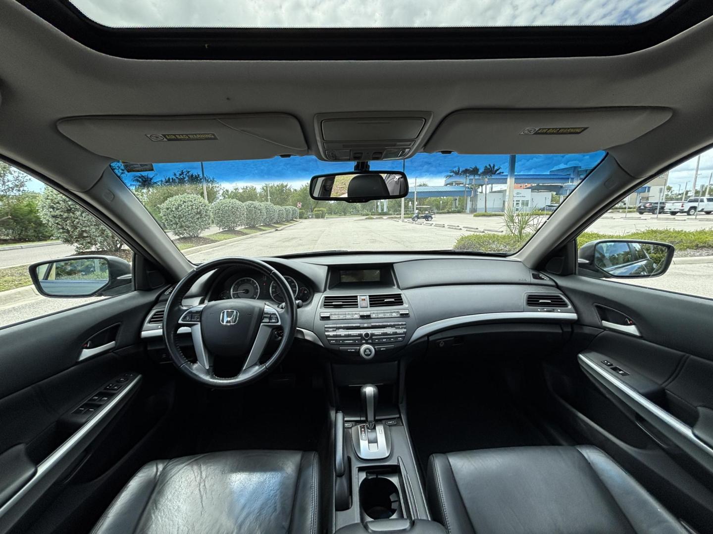 2009 GREEN Honda Accord EX-L Sedan AT (1HGCP26899A) with an 2.4L L4 DOHC 16V engine, 5-Speed Automatic transmission, located at 11170 Summerlin Square Dr., Fort Myers Beach, FL, 33931, (239) 999-7777, 26.493546, -81.941628 - Photo#9