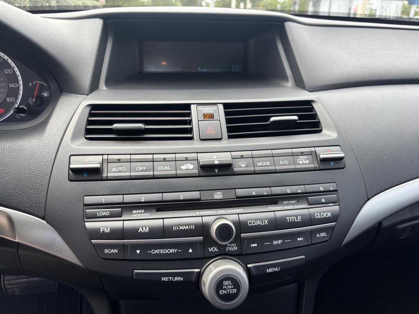 2009 GREEN Honda Accord EX-L Sedan AT (1HGCP26899A) with an 2.4L L4 DOHC 16V engine, 5-Speed Automatic transmission, located at 11170 Summerlin Square Dr., Fort Myers Beach, FL, 33931, (239) 999-7777, 26.493546, -81.941628 - Photo#22