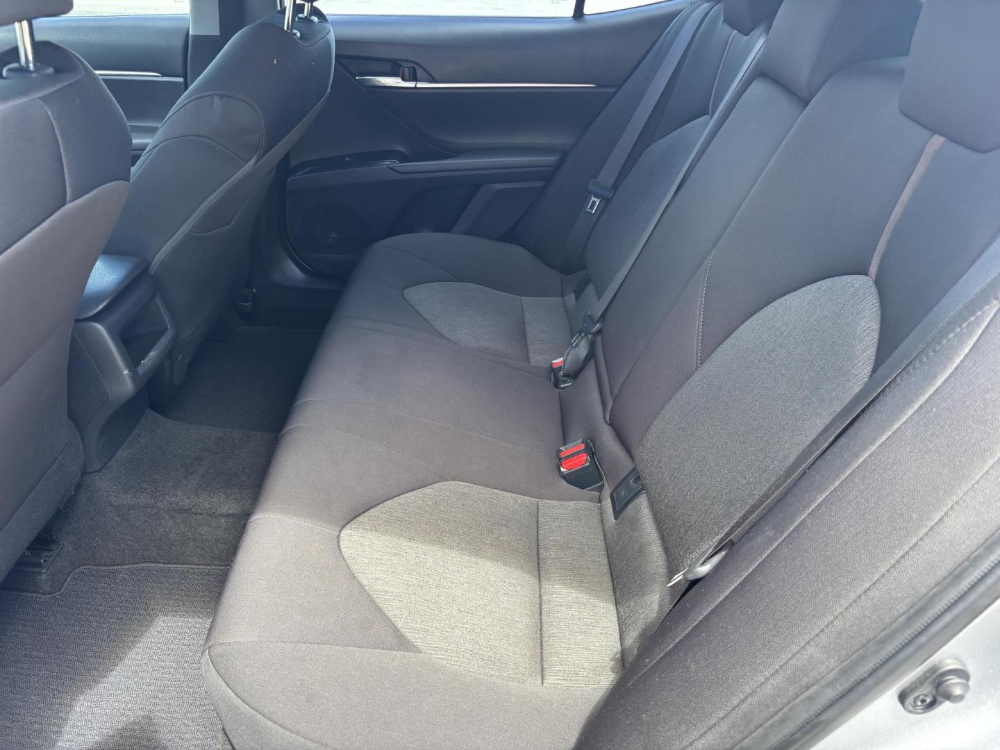 2020 SILVER /Light Gray Cloth Toyota Camry LE (4T1C11AKXLU) with an 2.5L L4 DOHC 16V engine, 8A transmission, located at 11170 Summerlin Square Dr., Fort Myers Beach, FL, 33931, (239) 999-7777, 26.493546, -81.941628 - Check out this dependable and fuel-efficient 2020 Toyota Camry LE — a Carfax 1-Owner vehicle with only 65,000 miles and a clean history with no accidents reported. This Camry LE is the perfect combination of reliability, safety, and modern technology. With Toyota’s reputation for long-lasting - Photo#17