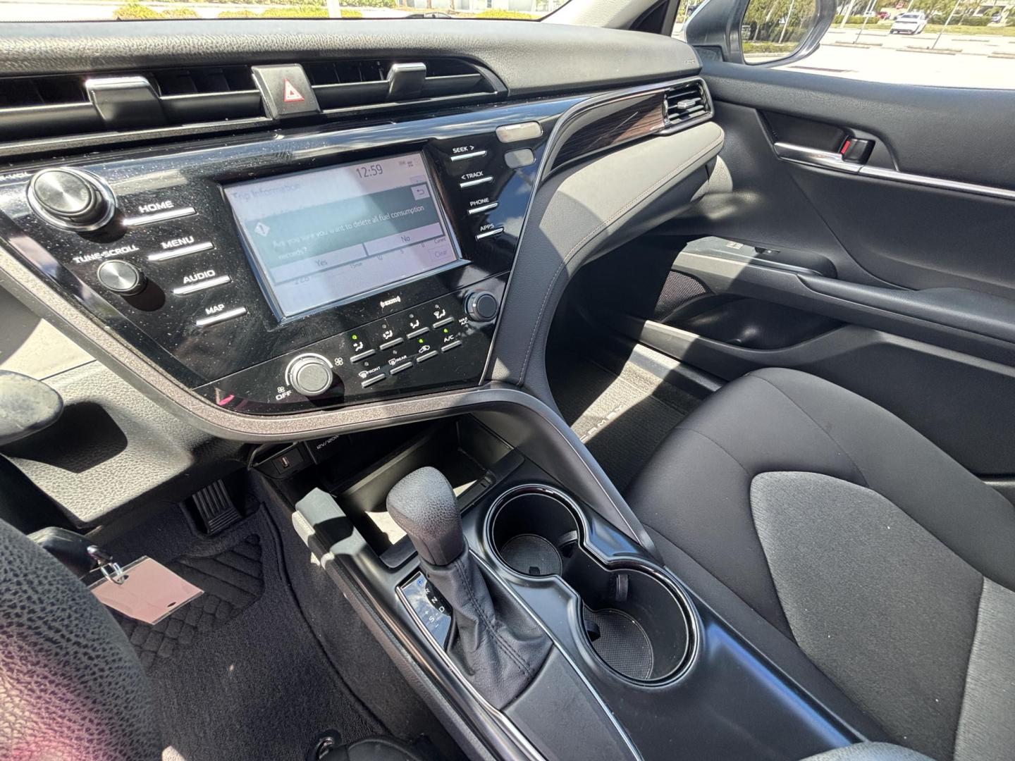 2020 SILVER /Light Gray Cloth Toyota Camry LE (4T1C11AKXLU) with an 2.5L L4 DOHC 16V engine, 8A transmission, located at 11170 Summerlin Square Dr., Fort Myers Beach, FL, 33931, (239) 999-7777, 26.493546, -81.941628 - Check out this dependable and fuel-efficient 2020 Toyota Camry LE — a Carfax 1-Owner vehicle with only 65,000 miles and a clean history with no accidents reported. This Camry LE is the perfect combination of reliability, safety, and modern technology. With Toyota’s reputation for long-lasting - Photo#12