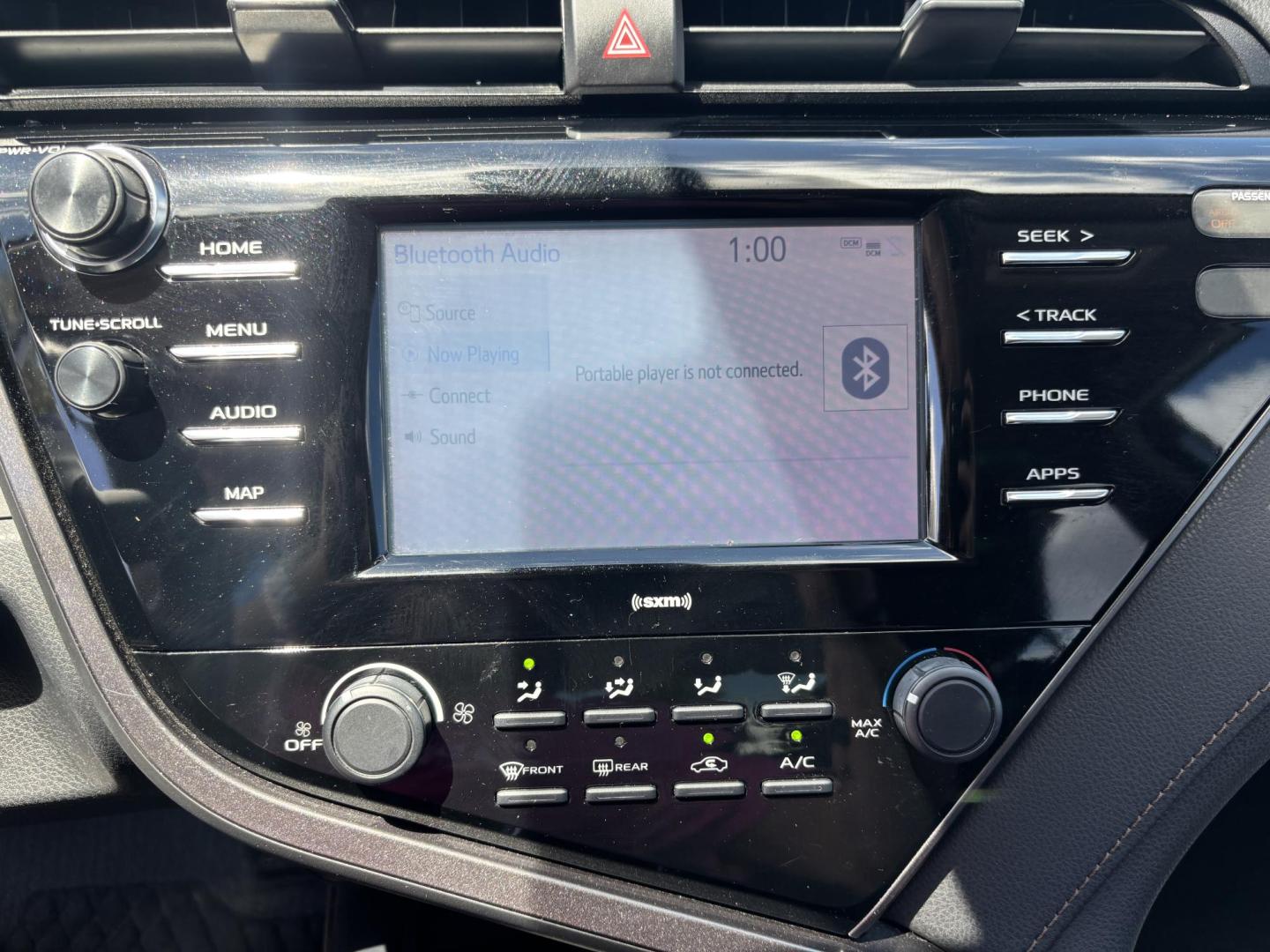 2020 SILVER /Light Gray Cloth Toyota Camry LE (4T1C11AKXLU) with an 2.5L L4 DOHC 16V engine, 8A transmission, located at 11170 Summerlin Square Dr., Fort Myers Beach, FL, 33931, (239) 999-7777, 26.493546, -81.941628 - Check out this dependable and fuel-efficient 2020 Toyota Camry LE — a Carfax 1-Owner vehicle with only 65,000 miles and a clean history with no accidents reported. This Camry LE is the perfect combination of reliability, safety, and modern technology. With Toyota’s reputation for long-lasting - Photo#23