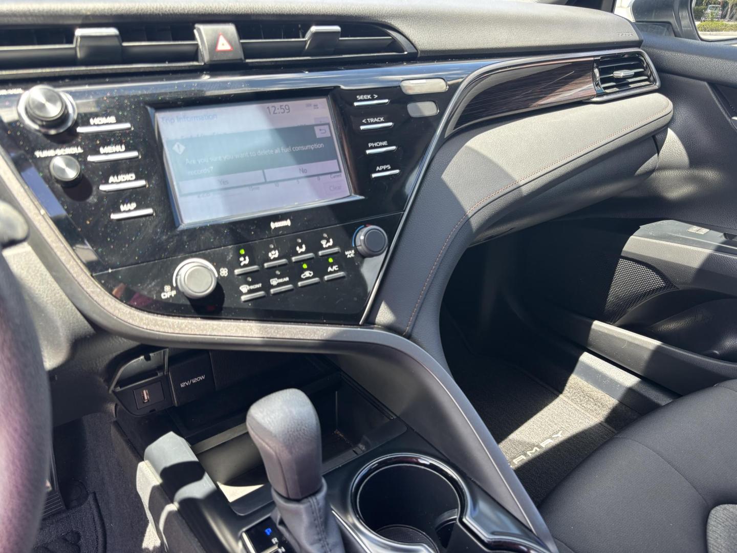 2020 SILVER /Light Gray Cloth Toyota Camry LE (4T1C11AKXLU) with an 2.5L L4 DOHC 16V engine, 8A transmission, located at 11170 Summerlin Square Dr., Fort Myers Beach, FL, 33931, (239) 999-7777, 26.493546, -81.941628 - Check out this dependable and fuel-efficient 2020 Toyota Camry LE — a Carfax 1-Owner vehicle with only 65,000 miles and a clean history with no accidents reported. This Camry LE is the perfect combination of reliability, safety, and modern technology. With Toyota’s reputation for long-lasting - Photo#13