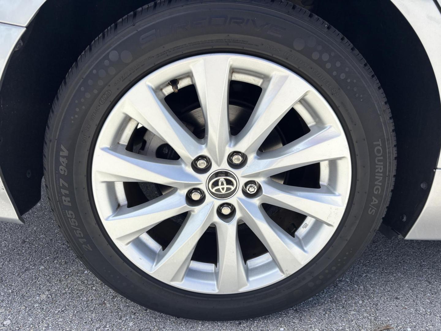 2020 SILVER /Light Gray Cloth Toyota Camry LE (4T1C11AKXLU) with an 2.5L L4 DOHC 16V engine, 8A transmission, located at 11170 Summerlin Square Dr., Fort Myers Beach, FL, 33931, (239) 999-7777, 26.493546, -81.941628 - Check out this dependable and fuel-efficient 2020 Toyota Camry LE — a Carfax 1-Owner vehicle with only 65,000 miles and a clean history with no accidents reported. This Camry LE is the perfect combination of reliability, safety, and modern technology. With Toyota’s reputation for long-lasting - Photo#39