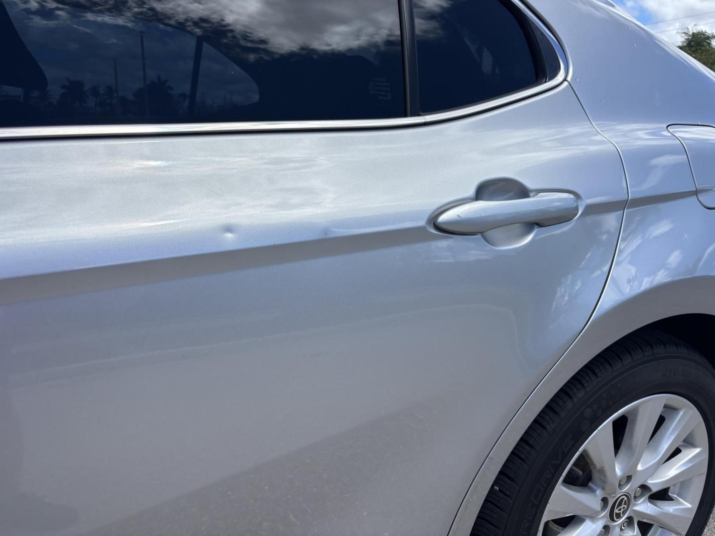 2020 SILVER /Light Gray Cloth Toyota Camry LE (4T1C11AKXLU) with an 2.5L L4 DOHC 16V engine, 8A transmission, located at 11170 Summerlin Square Dr., Fort Myers Beach, FL, 33931, (239) 999-7777, 26.493546, -81.941628 - Check out this dependable and fuel-efficient 2020 Toyota Camry LE — a Carfax 1-Owner vehicle with only 65,000 miles and a clean history with no accidents reported. This Camry LE is the perfect combination of reliability, safety, and modern technology. With Toyota’s reputation for long-lasting - Photo#33