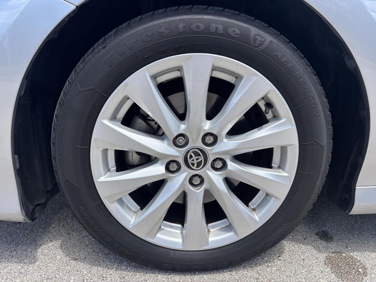 2020 SILVER /Light Gray Cloth Toyota Camry LE (4T1C11AKXLU) with an 2.5L L4 DOHC 16V engine, 8A transmission, located at 11170 Summerlin Square Dr., Fort Myers Beach, FL, 33931, (239) 999-7777, 26.493546, -81.941628 - Check out this dependable and fuel-efficient 2020 Toyota Camry LE — a Carfax 1-Owner vehicle with only 65,000 miles and a clean history with no accidents reported. This Camry LE is the perfect combination of reliability, safety, and modern technology. With Toyota’s reputation for long-lasting - Photo#41