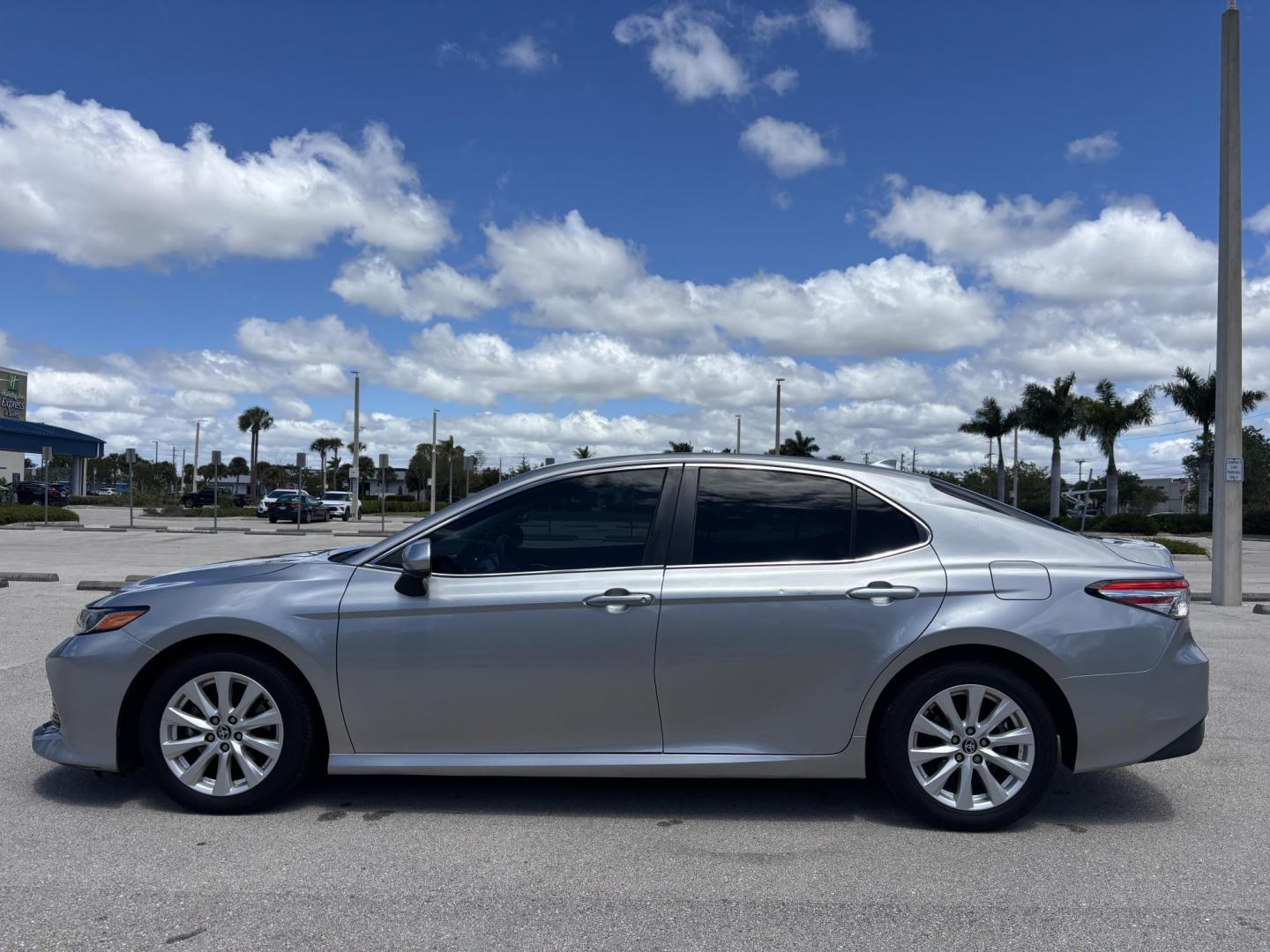 2020 SILVER /Light Gray Cloth Toyota Camry LE (4T1C11AKXLU) with an 2.5L L4 DOHC 16V engine, 8A transmission, located at 11170 Summerlin Square Dr., Fort Myers Beach, FL, 33931, (239) 999-7777, 26.493546, -81.941628 - Check out this dependable and fuel-efficient 2020 Toyota Camry LE — a Carfax 1-Owner vehicle with only 65,000 miles and a clean history with no accidents reported. This Camry LE is the perfect combination of reliability, safety, and modern technology. With Toyota’s reputation for long-lasting - Photo#8