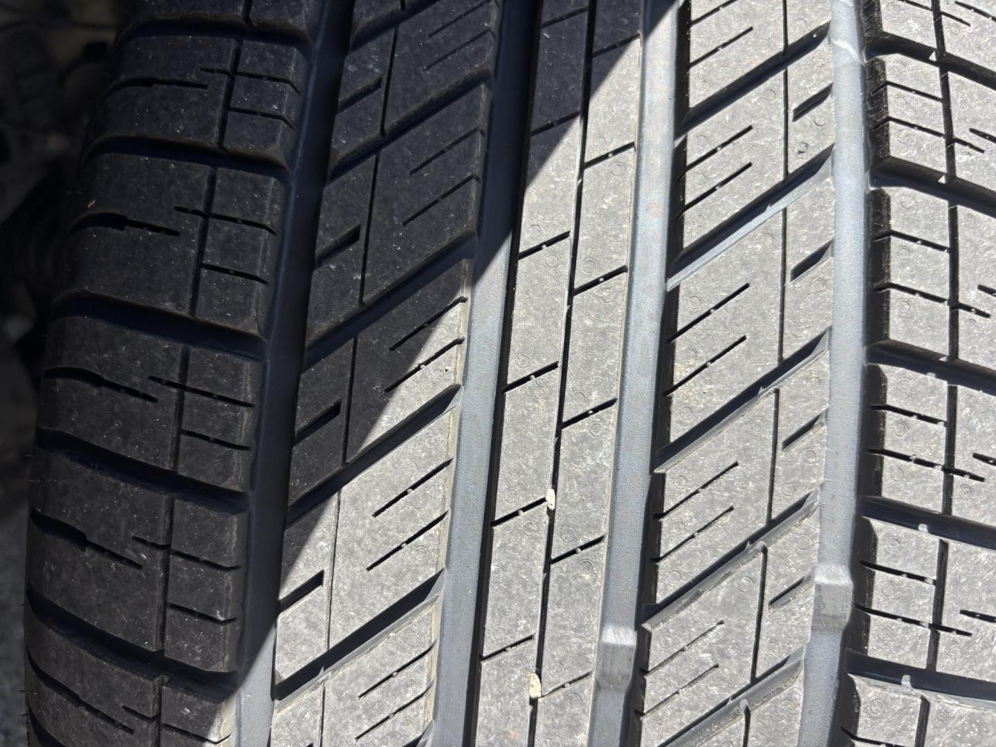 2016 SILVER /BLACK LEATHER Ford Explorer Sport 4WD (1FM5K8GT1GG) with an 3.5L V6 DOHC 24V engine, 6-Speed Automatic transmission, located at 11170 Summerlin Square Dr., Fort Myers Beach, FL, 33931, (239) 999-7777, 26.493546, -81.941628 - Check out this versatile and family-ready 2016 Ford Explorer Sport 4WD — the perfect combination of space, comfort, and capability. This Explorer is built to handle everything from daily driving to weekend getaways. With seating for up to seven, it’s ideal for families, road trips, or anyone - Photo#46