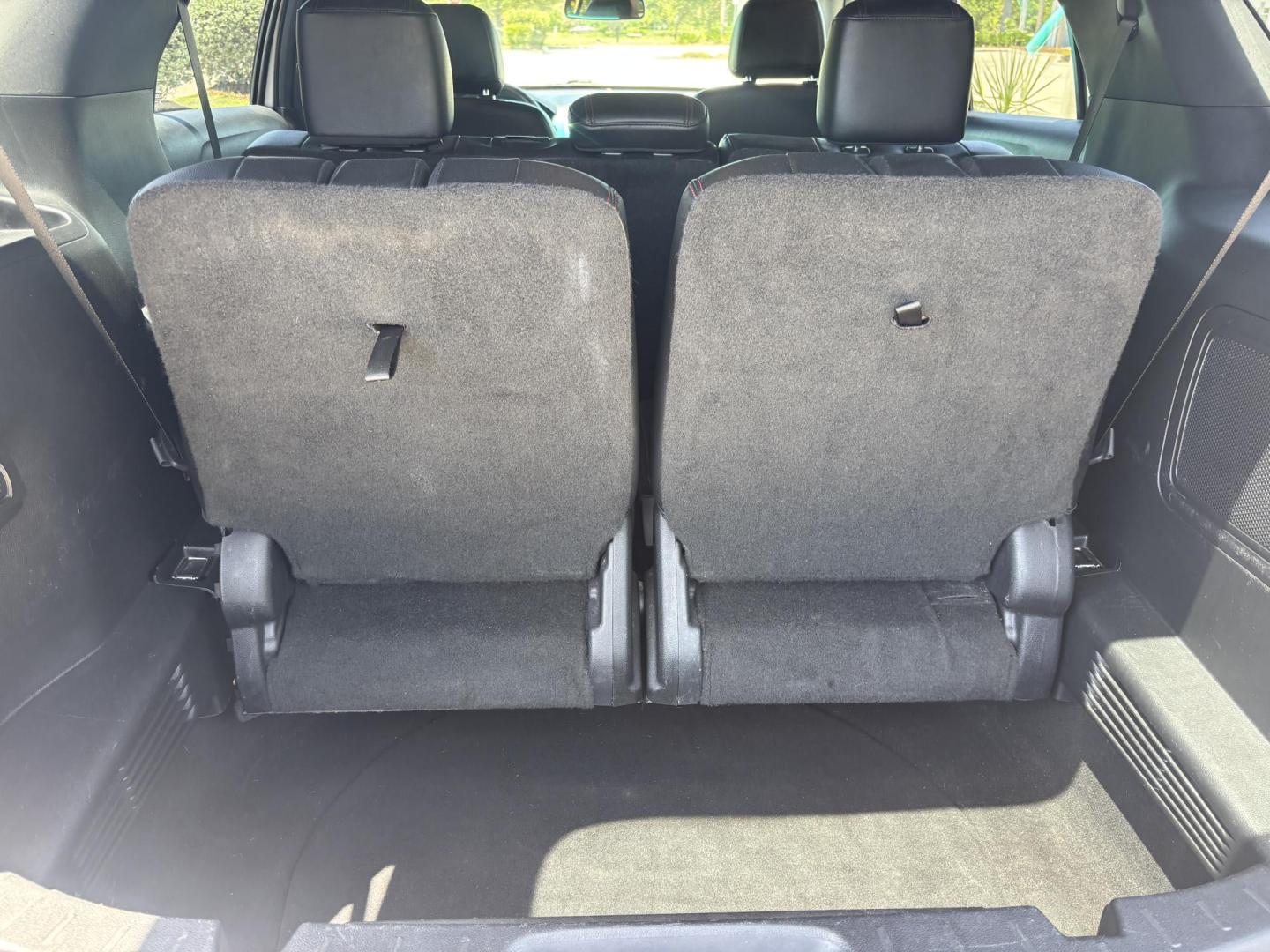 2016 SILVER /BLACK LEATHER Ford Explorer Sport 4WD (1FM5K8GT1GG) with an 3.5L V6 DOHC 24V engine, 6-Speed Automatic transmission, located at 11170 Summerlin Square Dr., Fort Myers Beach, FL, 33931, (239) 999-7777, 26.493546, -81.941628 - Check out this versatile and family-ready 2016 Ford Explorer Sport 4WD — the perfect combination of space, comfort, and capability. This Explorer is built to handle everything from daily driving to weekend getaways. With seating for up to seven, it’s ideal for families, road trips, or anyone - Photo#35