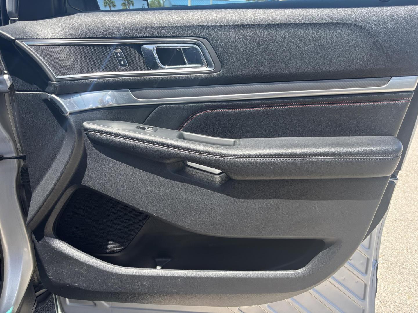 2016 SILVER /BLACK LEATHER Ford Explorer Sport 4WD (1FM5K8GT1GG) with an 3.5L V6 DOHC 24V engine, 6-Speed Automatic transmission, located at 11170 Summerlin Square Dr., Fort Myers Beach, FL, 33931, (239) 999-7777, 26.493546, -81.941628 - Check out this versatile and family-ready 2016 Ford Explorer Sport 4WD — the perfect combination of space, comfort, and capability. This Explorer is built to handle everything from daily driving to weekend getaways. With seating for up to seven, it’s ideal for families, road trips, or anyone - Photo#39