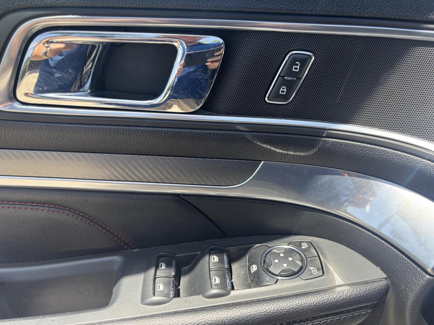 2016 SILVER /BLACK LEATHER Ford Explorer Sport 4WD (1FM5K8GT1GG) with an 3.5L V6 DOHC 24V engine, 6-Speed Automatic transmission, located at 11170 Summerlin Square Dr., Fort Myers Beach, FL, 33931, (239) 999-7777, 26.493546, -81.941628 - Check out this versatile and family-ready 2016 Ford Explorer Sport 4WD — the perfect combination of space, comfort, and capability. This Explorer is built to handle everything from daily driving to weekend getaways. With seating for up to seven, it’s ideal for families, road trips, or anyone - Photo#41