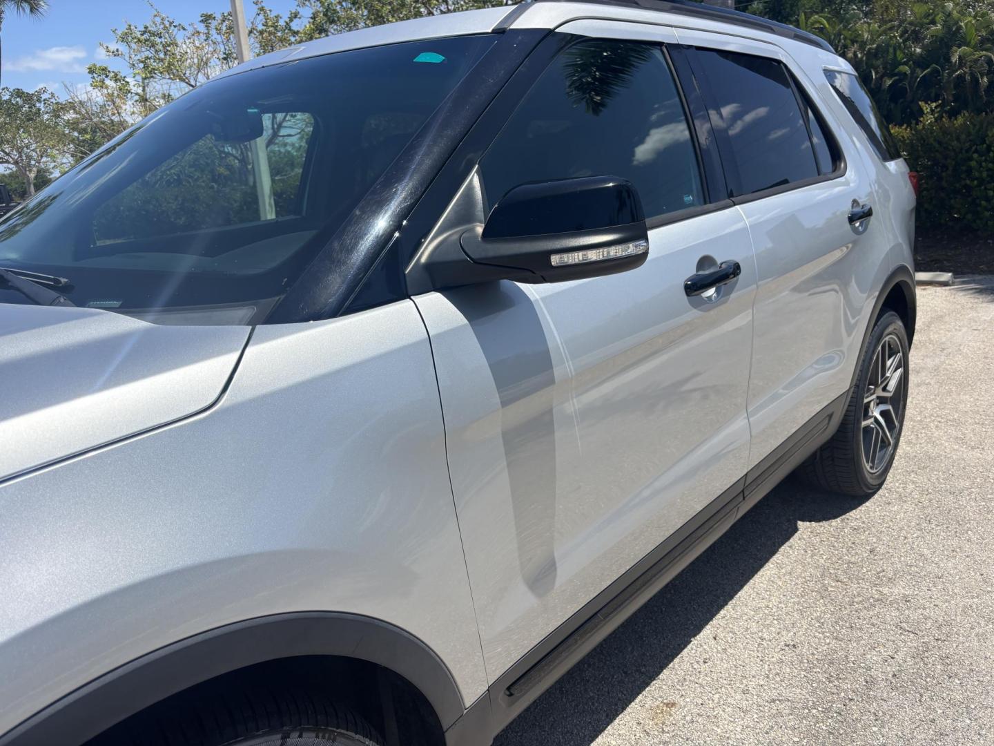 2016 SILVER /BLACK LEATHER Ford Explorer Sport 4WD (1FM5K8GT1GG) with an 3.5L V6 DOHC 24V engine, 6-Speed Automatic transmission, located at 11170 Summerlin Square Dr., Fort Myers Beach, FL, 33931, (239) 999-7777, 26.493546, -81.941628 - Check out this versatile and family-ready 2016 Ford Explorer Sport 4WD — the perfect combination of space, comfort, and capability. This Explorer is built to handle everything from daily driving to weekend getaways. With seating for up to seven, it’s ideal for families, road trips, or anyone - Photo#11