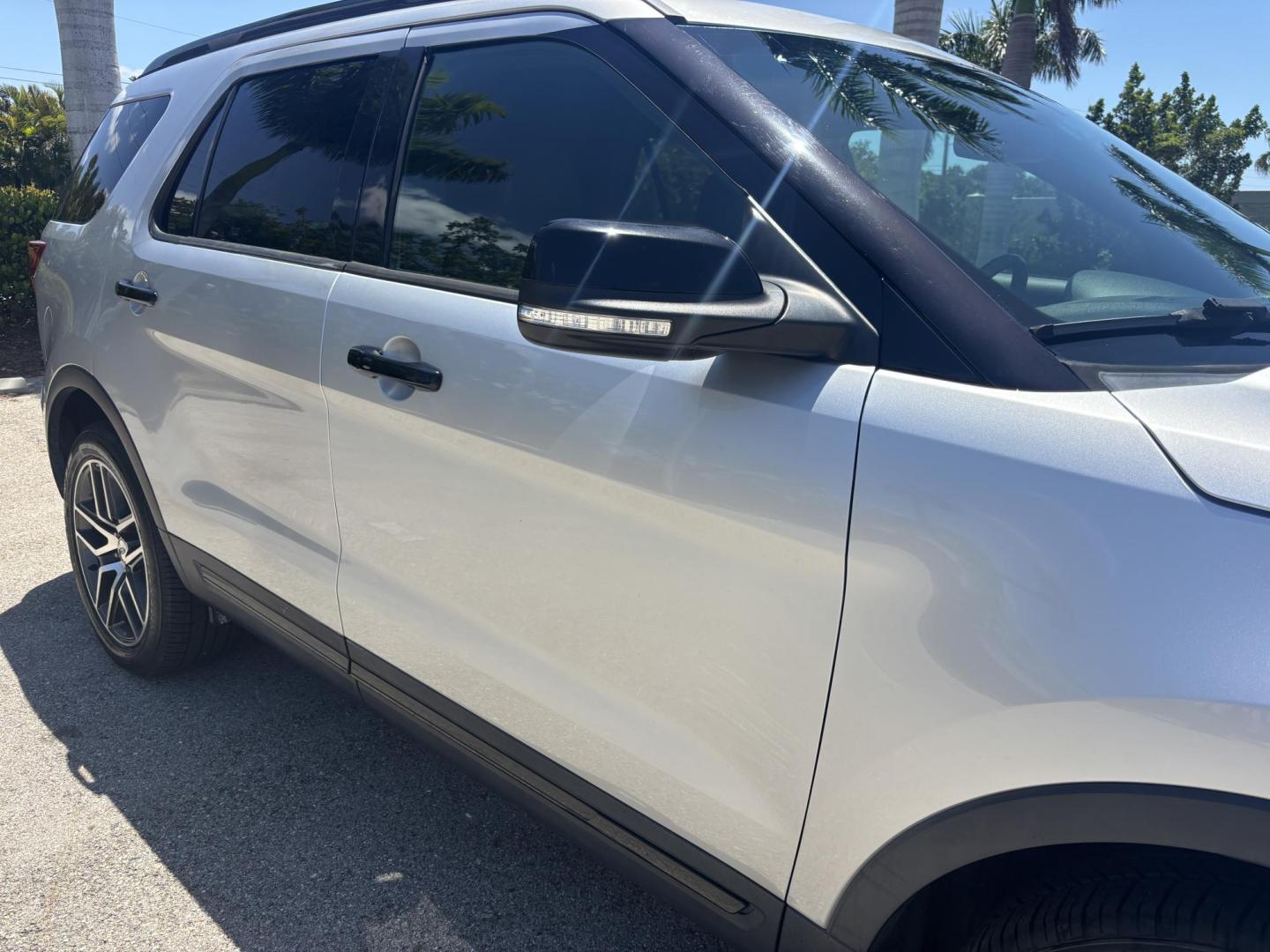 2016 SILVER /BLACK LEATHER Ford Explorer Sport 4WD (1FM5K8GT1GG) with an 3.5L V6 DOHC 24V engine, 6-Speed Automatic transmission, located at 11170 Summerlin Square Dr., Fort Myers Beach, FL, 33931, (239) 999-7777, 26.493546, -81.941628 - Check out this versatile and family-ready 2016 Ford Explorer Sport 4WD — the perfect combination of space, comfort, and capability. This Explorer is built to handle everything from daily driving to weekend getaways. With seating for up to seven, it’s ideal for families, road trips, or anyone - Photo#9