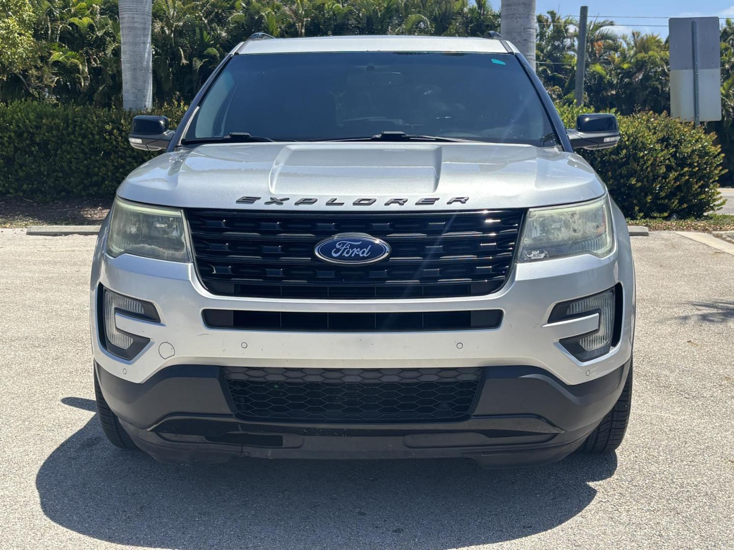 2016 SILVER /BLACK LEATHER Ford Explorer Sport 4WD (1FM5K8GT1GG) with an 3.5L V6 DOHC 24V engine, 6-Speed Automatic transmission, located at 11170 Summerlin Square Dr., Fort Myers Beach, FL, 33931, (239) 999-7777, 26.493546, -81.941628 - Check out this versatile and family-ready 2016 Ford Explorer Sport 4WD — the perfect combination of space, comfort, and capability. This Explorer is built to handle everything from daily driving to weekend getaways. With seating for up to seven, it’s ideal for families, road trips, or anyone - Photo#2