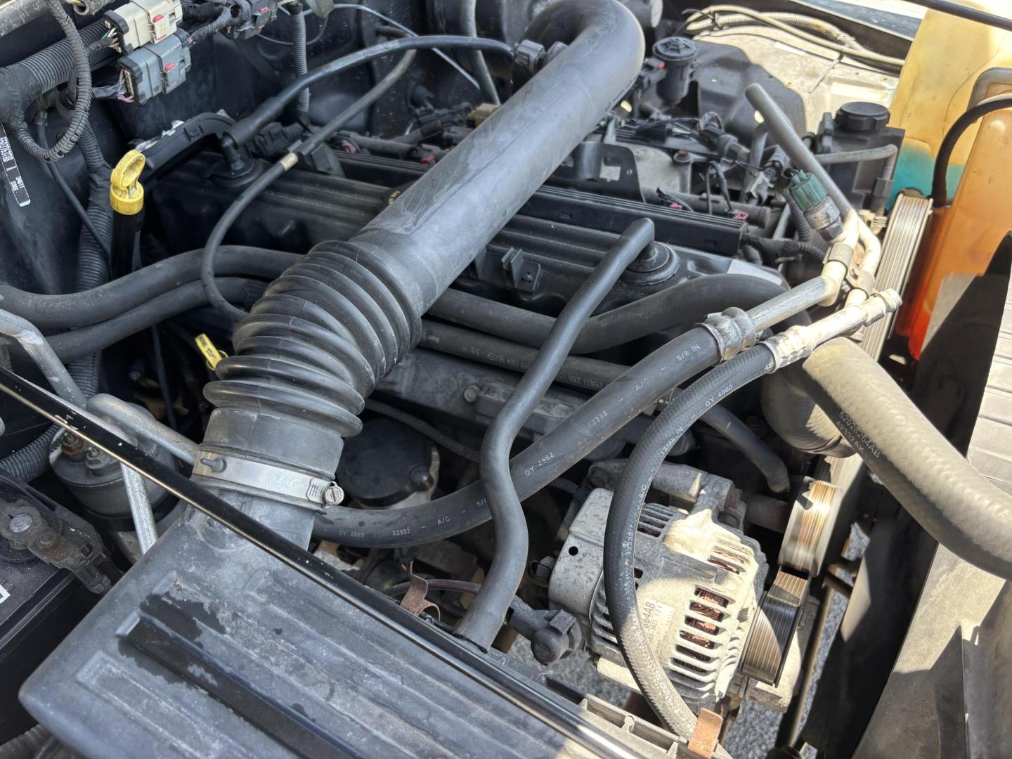 2006 BLACK /CHARCOAL CLOTH Jeep Wrangler Unlimited LJ (1J4FA44S86P) with an 4.0L L6 OHV 12V engine, Automatic transmission, located at 11170 Summerlin Square Dr., Fort Myers Beach, FL, 33931, (239) 999-7777, 26.493546, -81.941628 - Take a look at this iconic 2006 Jeep Wrangler — built for adventure and ready for the Florida lifestyle. This Wrangler delivers the classic Jeep experience with its rugged design, removable top, and go-anywhere capability. Whether you're cruising Fort Myers Beach with the top down or heading of - Photo#31