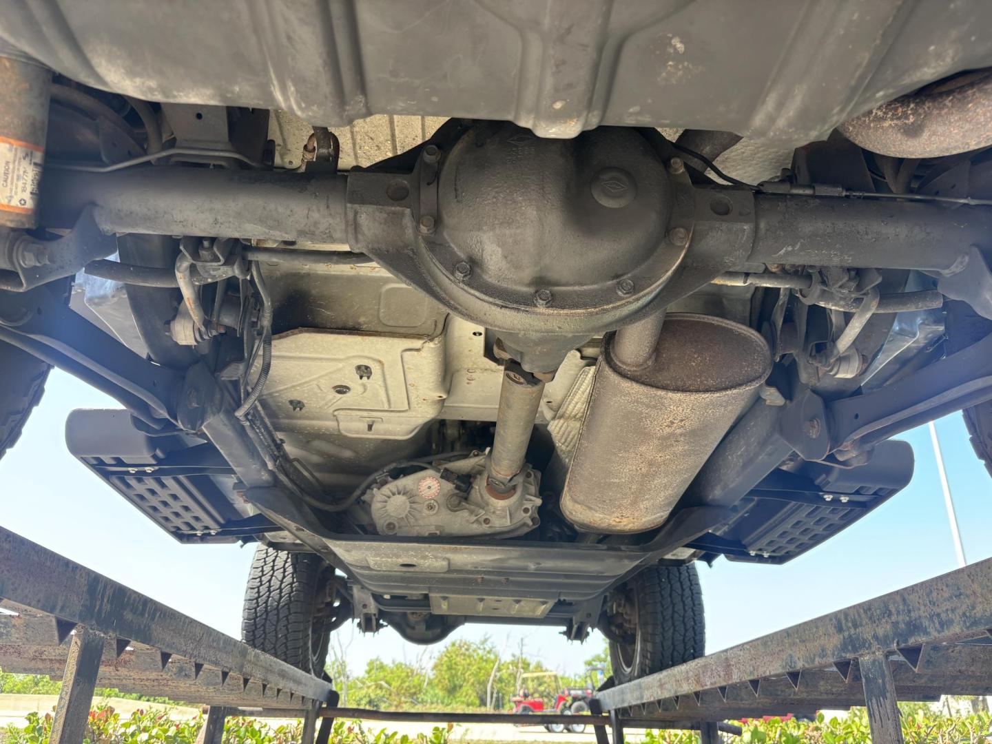 2006 BLACK /CHARCOAL CLOTH Jeep Wrangler Unlimited TJ Long Wheel Base (1J4FA44S86P) with an 4.0L L6 OHV 12V engine, Automatic transmission, located at 11170 Summerlin Square Dr., Fort Myers Beach, FL, 33931, (239) 999-7777, 26.493546, -81.941628 - Take a look at this iconic 2006 Jeep Wrangler — built for adventure and ready for the Florida lifestyle. This Wrangler delivers the classic Jeep experience with its rugged design, removable top, and go-anywhere capability. Whether you're cruising Fort Myers Beach with the top down or heading of - Photo#30
