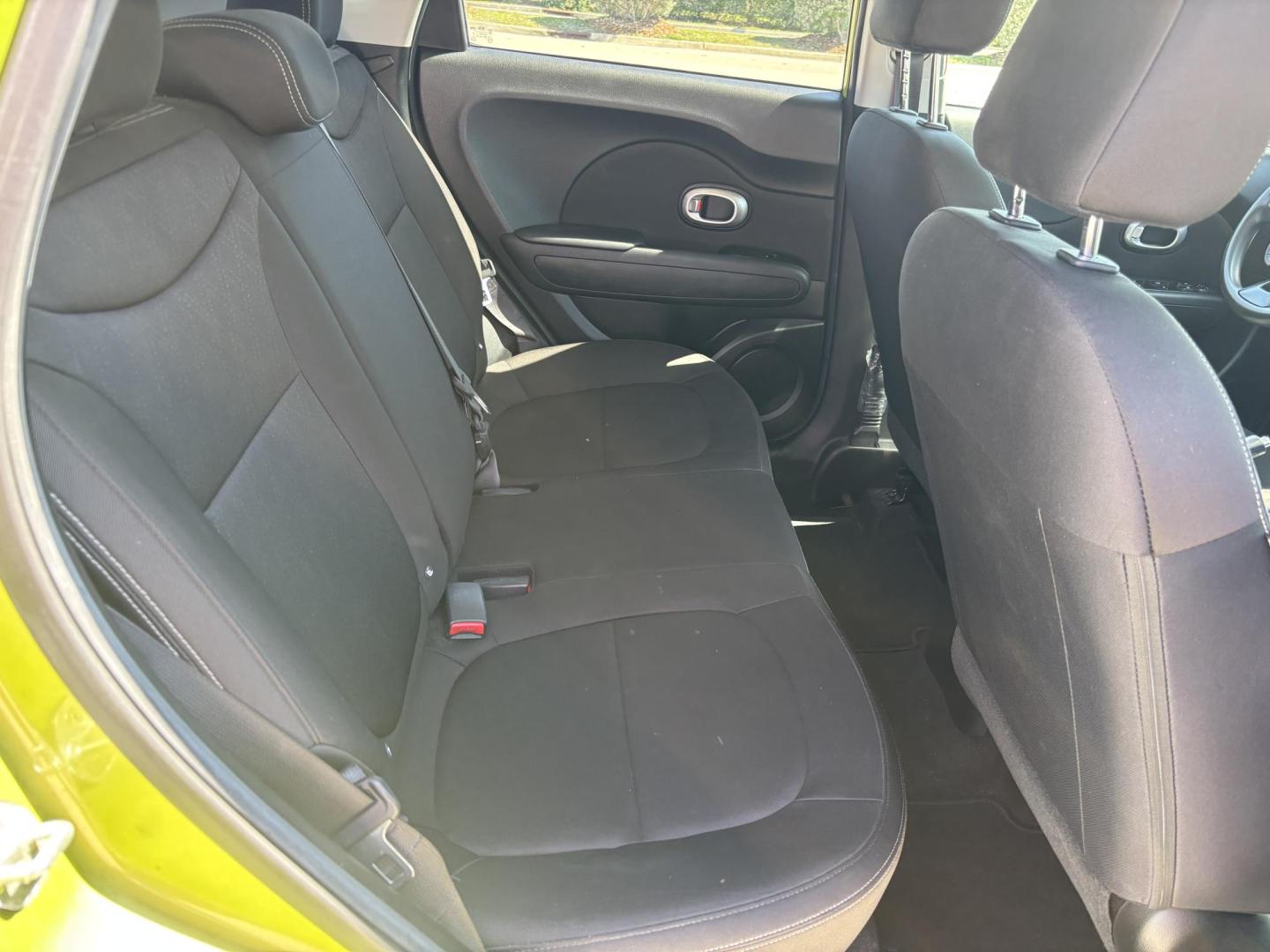 2016 GREEN /BLACK CLOTH Kia Soul (KNDJN2A24G7) with an 1.6L L4 DOHC 16V engine, MANUAL transmission, located at 11170 Summerlin Square Dr., Fort Myers Beach, FL, 33931, (239) 999-7777, 26.493546, -81.941628 - 2016 Kia Soul – Manual Transmission – CARFAX 1 Owner – Only 26,618 Miles – $10,900 Now available at First Auto Credit Fort Myers Beach is this low-mileage 2016 Kia Soul with a manual transmission, CARFAX 1-owner history, and only 26,618 miles. If you are looking for an affordable used hat - Photo#14