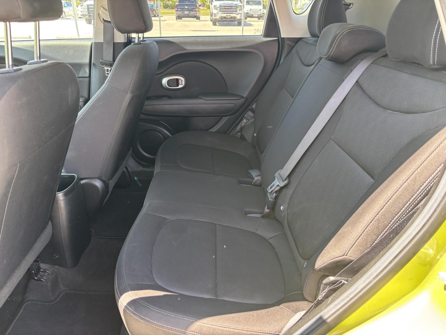 2016 GREEN /BLACK CLOTH Kia Soul (KNDJN2A24G7) with an 1.6L L4 DOHC 16V engine, MANUAL transmission, located at 11170 Summerlin Square Dr., Fort Myers Beach, FL, 33931, (239) 999-7777, 26.493546, -81.941628 - 2016 Kia Soul – Manual Transmission – CARFAX 1 Owner – Only 26,618 Miles – $10,900 Now available at First Auto Credit Fort Myers Beach is this low-mileage 2016 Kia Soul with a manual transmission, CARFAX 1-owner history, and only 26,618 miles. If you are looking for an affordable used hat - Photo#22