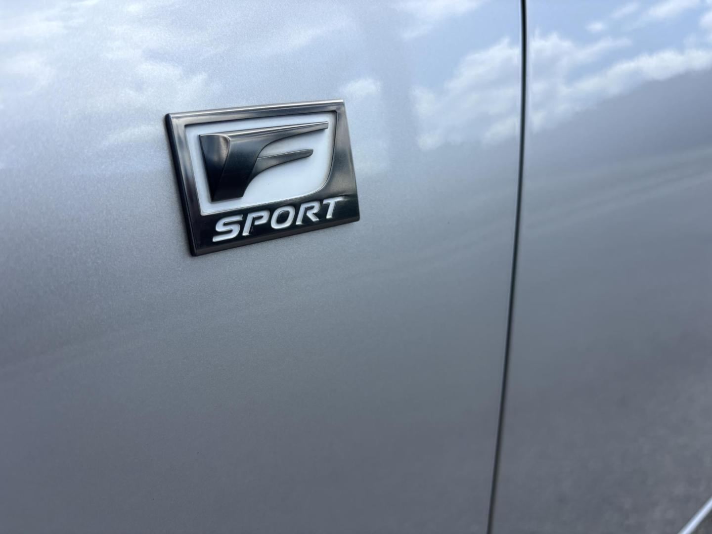 2015 SILVER /RED LEATHER Lexus IS 250 F SPORT (JTHBF1D29F5) with an 2.5L V6 24V DOHC engine, 6-Speed Automatic transmission, located at 11170 Summerlin Square Dr., Fort Myers Beach, FL, 33931, (239) 999-7777, 26.493546, -81.941628 - 2015 Lexus IS 250 F Sport – Luxury Sport Sedan – Only $12,900 Now available at First Auto Credit Fort Myers Beach is this sharp 2015 Lexus IS 250 F Sport, a sporty luxury sedan that delivers the style, comfort, and reliability Lexus is known for — without the luxury price tag. If you are shop - Photo#9
