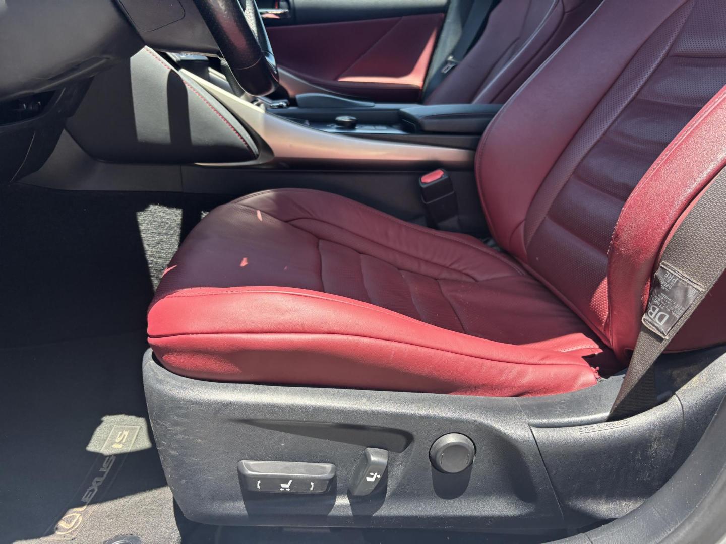 2015 SILVER /RED LEATHER Lexus IS 250 F SPORT (JTHBF1D29F5) with an 2.5L V6 24V DOHC engine, 6-Speed Automatic transmission, located at 11170 Summerlin Square Dr., Fort Myers Beach, FL, 33931, (239) 999-7777, 26.493546, -81.941628 - 2015 Lexus IS 250 F Sport – Luxury Sport Sedan – Only $12,900 Now available at First Auto Credit Fort Myers Beach is this sharp 2015 Lexus IS 250 F Sport, a sporty luxury sedan that delivers the style, comfort, and reliability Lexus is known for — without the luxury price tag. If you are shop - Photo#11