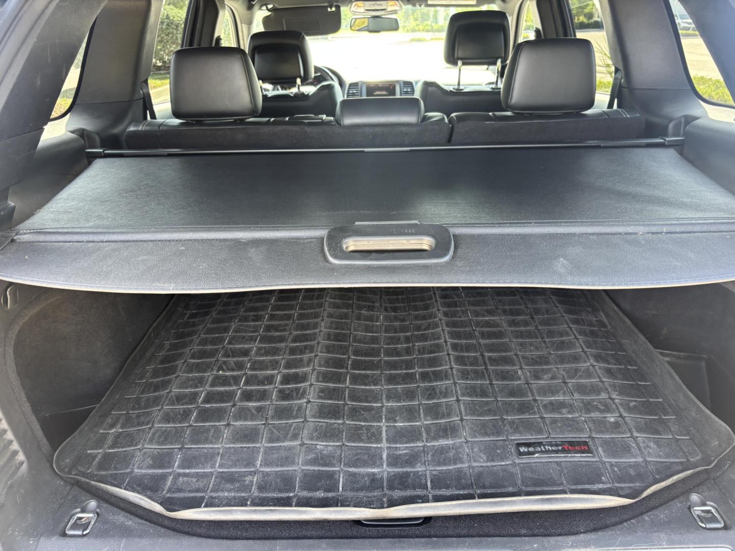 2015 GRAY /BLACK LEATHER Jeep Grand Cherokee Limited 4WD (1C4RJFBG5FC) with an 3.6L V6 DOHC 24V engine, 8-Speed Automatic transmission, located at 11170 Summerlin Square Dr., Fort Myers Beach, FL, 33931, (239) 999-7777, 26.493546, -81.941628 - 2015 Jeep Grand Cherokee Limited 4x4 – $14,500 – 111,395 Miles Now available at First Auto Credit Fort Myers Beach is this sharp 2015 Jeep Grand Cherokee Limited, a well-equipped midsize SUV that blends comfort, capability, and style. With 111,395 miles, a 3.6L V6 engine, and 4x4 capability, - Photo#22
