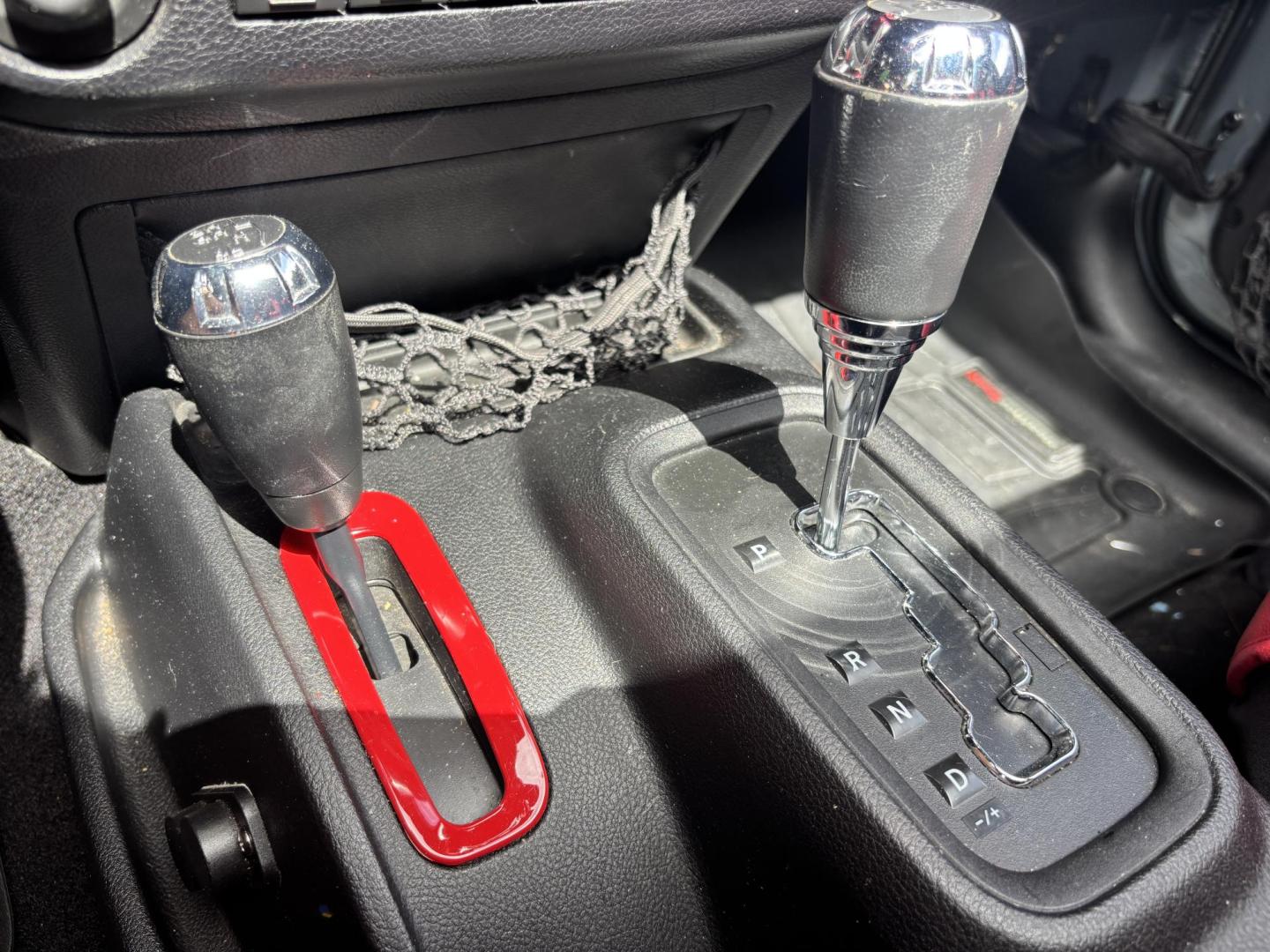 2014 GRAY /BLACK LEATHER Jeep Wrangler Unlimited Sahara 4WD (1C4BJWEG9EL) with an 3.6L V6 DOHC 24V FFV engine, located at 11170 Summerlin Square Dr., Fort Myers Beach, FL, 33931, (239) 999-7777, 26.493546, -81.941628 - Photo#15
