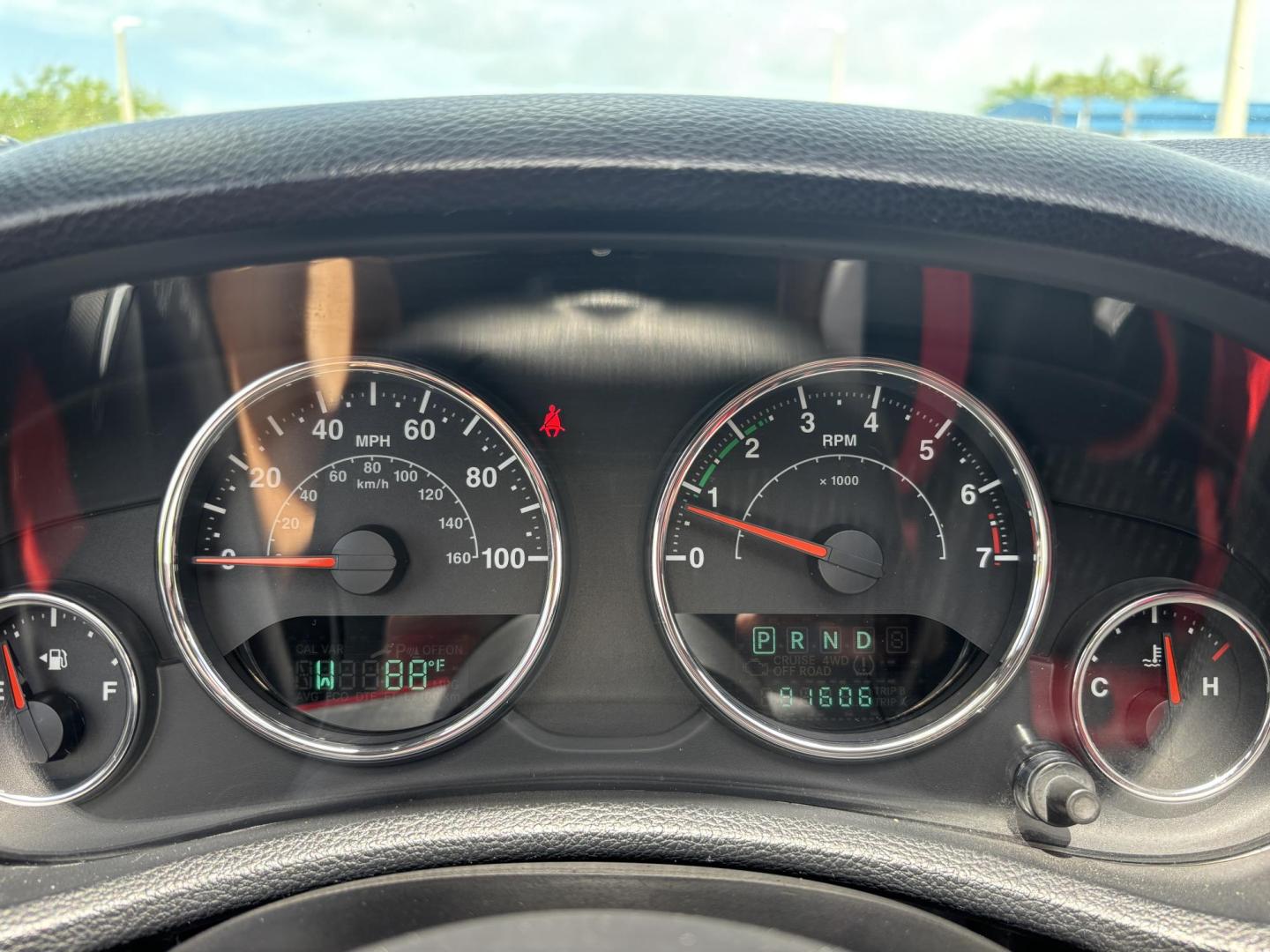 2014 GRAY /BLACK LEATHER Jeep Wrangler Unlimited Sahara 4WD (1C4BJWEG9EL) with an 3.6L V6 DOHC 24V FFV engine, located at 11170 Summerlin Square Dr., Fort Myers Beach, FL, 33931, (239) 999-7777, 26.493546, -81.941628 - Photo#11