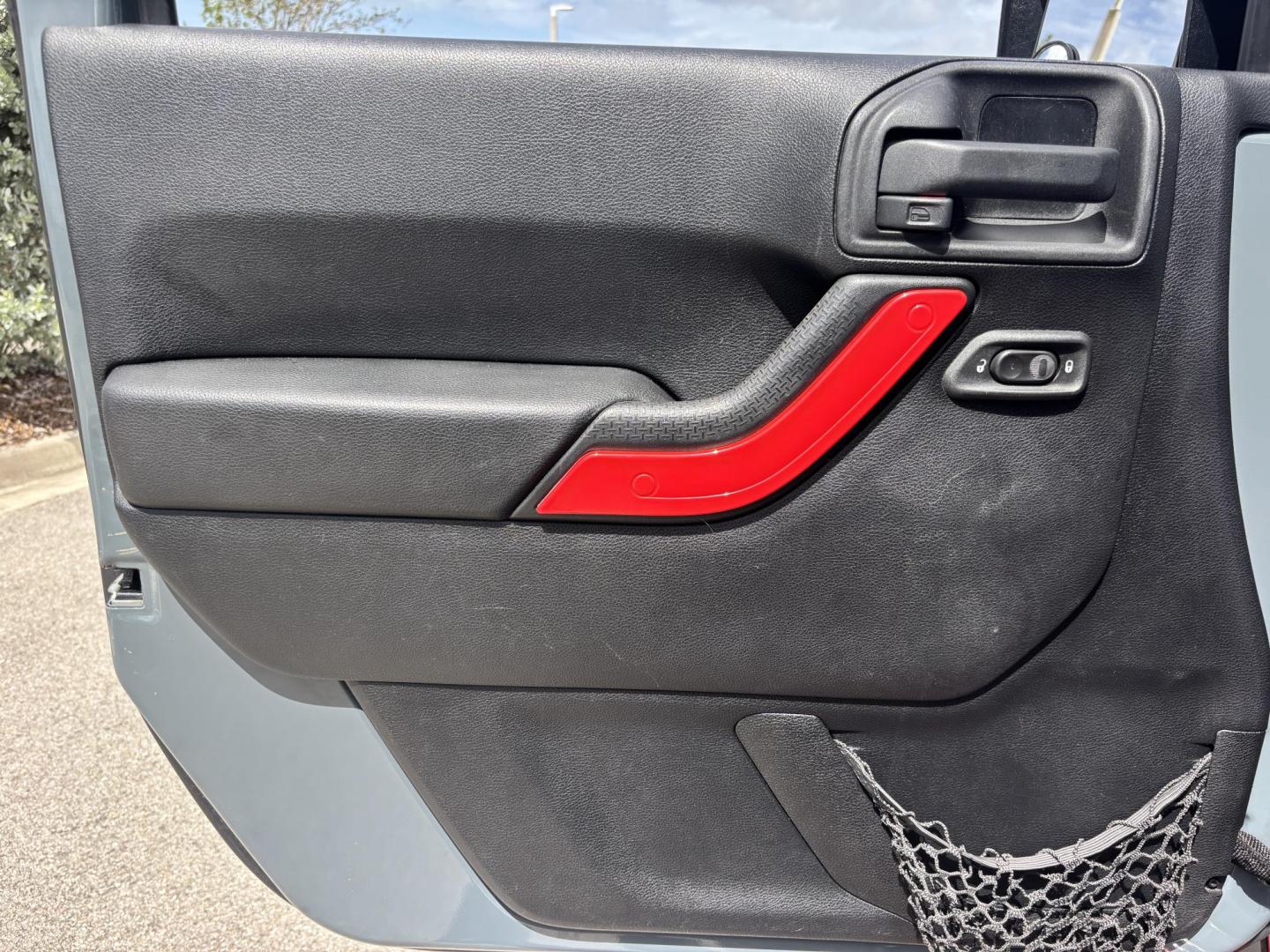2014 GRAY /BLACK LEATHER Jeep Wrangler Unlimited Sahara 4WD (1C4BJWEG9EL) with an 3.6L V6 DOHC 24V FFV engine, located at 11170 Summerlin Square Dr., Fort Myers Beach, FL, 33931, (239) 999-7777, 26.493546, -81.941628 - Photo#21