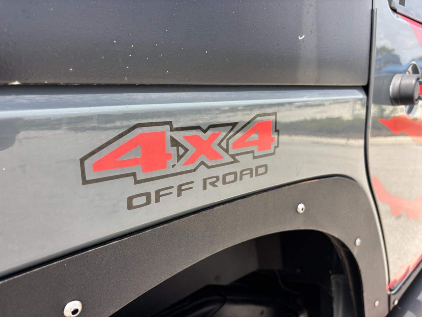 2014 GRAY /BLACK LEATHER Jeep Wrangler Unlimited Sahara 4WD (1C4BJWEG9EL) with an 3.6L V6 DOHC 24V FFV engine, located at 11170 Summerlin Square Dr., Fort Myers Beach, FL, 33931, (239) 999-7777, 26.493546, -81.941628 - Photo#25