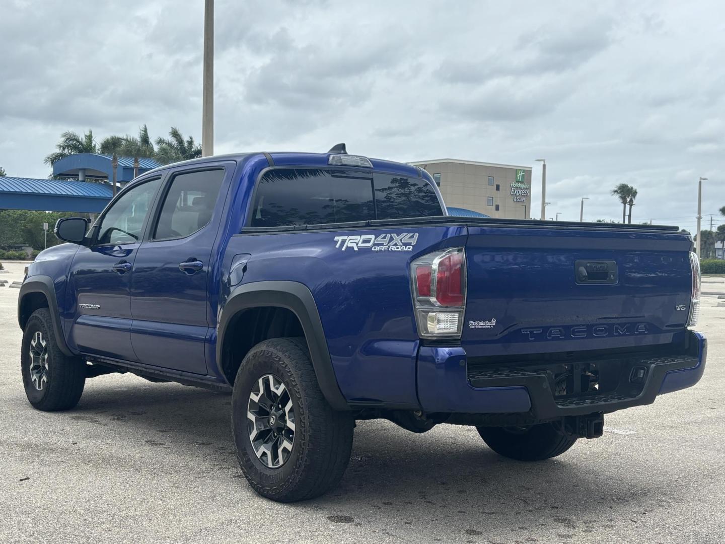 2023 BLUE /BLACK LEATHER Toyota Tacoma TRD OFF ROAD DBL CAB V6 4WD (3TMCZ5AN9PM) with an 3.5L V6 DOHC 24V engine, 6A transmission, located at 11170 Summerlin Square Dr., Fort Myers Beach, FL, 33931, (239) 999-7777, 26.493546, -81.941628 - Photo#5