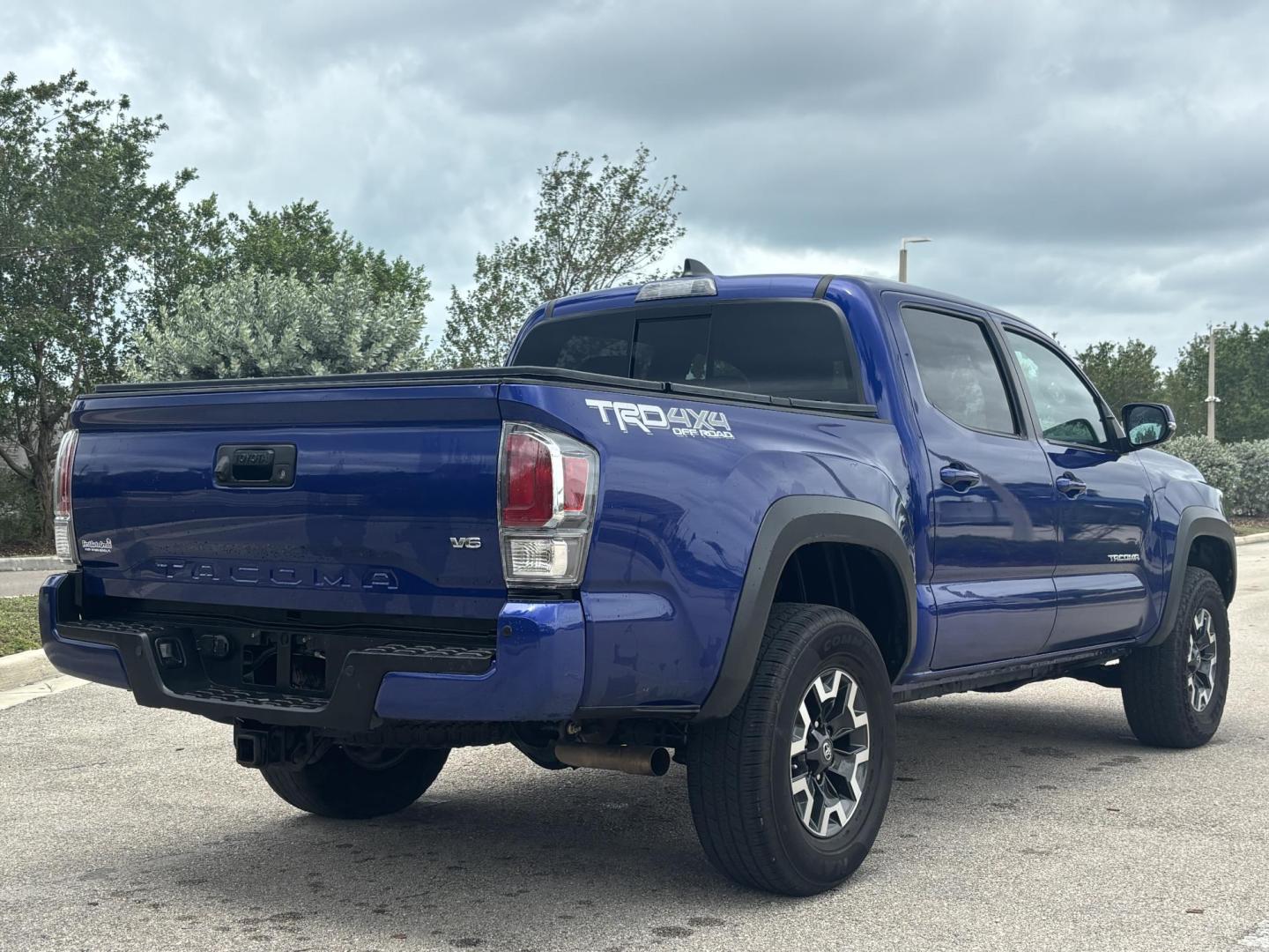 2023 BLUE /BLACK LEATHER Toyota Tacoma TRD OFF ROAD DBL CAB V6 4WD (3TMCZ5AN9PM) with an 3.5L V6 DOHC 24V engine, 6A transmission, located at 11170 Summerlin Square Dr., Fort Myers Beach, FL, 33931, (239) 999-7777, 26.493546, -81.941628 - Photo#7