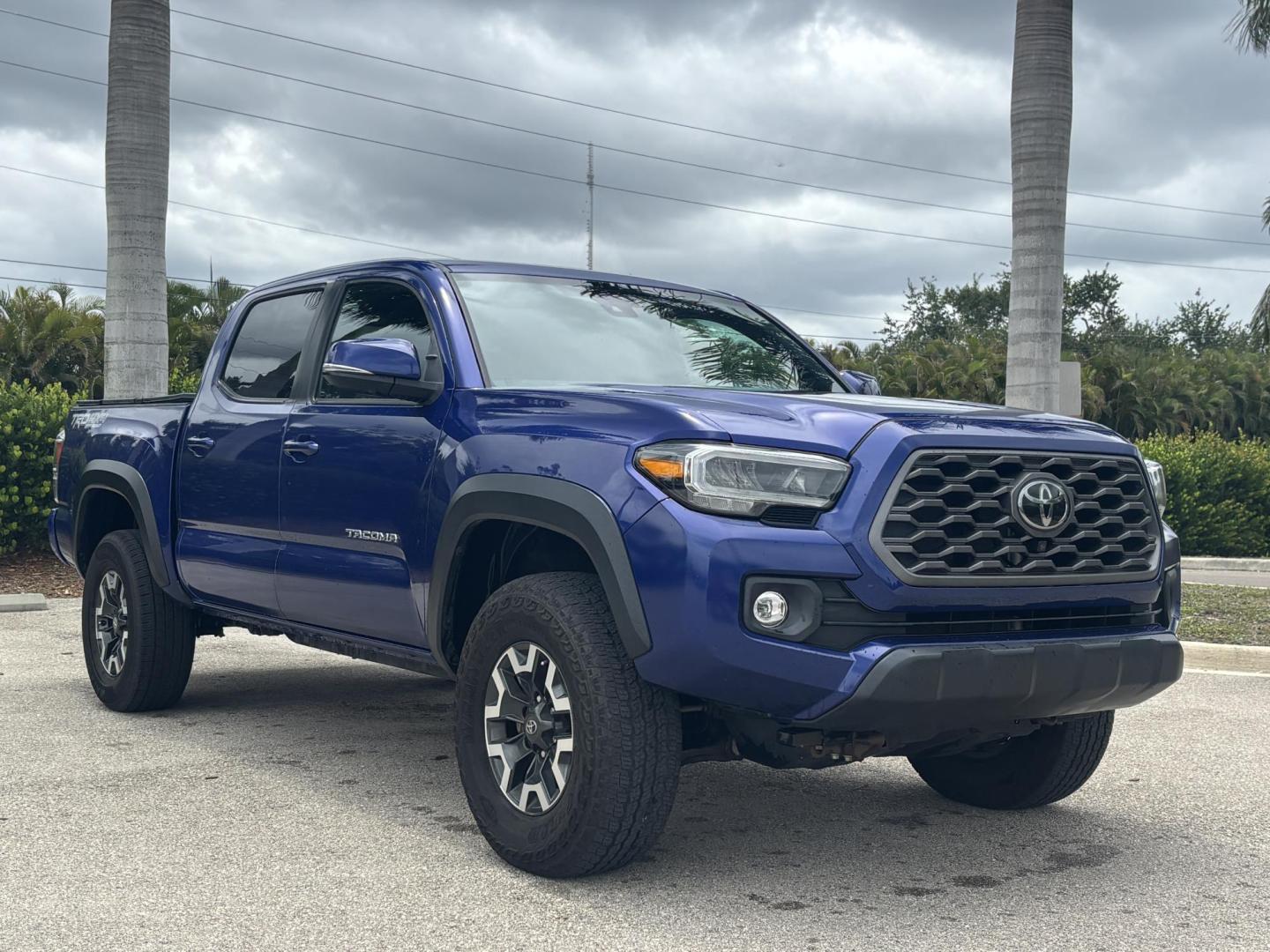 2023 BLUE /BLACK LEATHER Toyota Tacoma TRD OFF ROAD DBL CAB V6 4WD (3TMCZ5AN9PM) with an 3.5L V6 DOHC 24V engine, 6A transmission, located at 11170 Summerlin Square Dr., Fort Myers Beach, FL, 33931, (239) 999-7777, 26.493546, -81.941628 - Photo#3