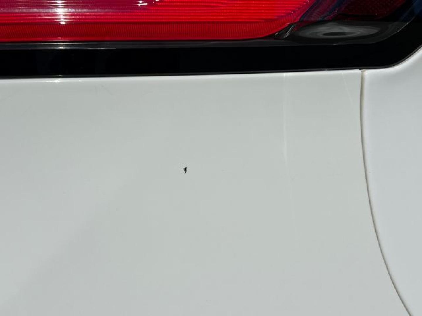 2020 WHITE /Tan Cloth FORD EDGE SE (2FMPK3G98LB) with an 2.0L engine, Automatic transmission, located at 11170 Summerlin Square Dr., Fort Myers Beach, FL, 33931, (239) 999-7777, 26.493546, -81.941628 - 1 Owner No Damage No Accident Carfax - Photo#40